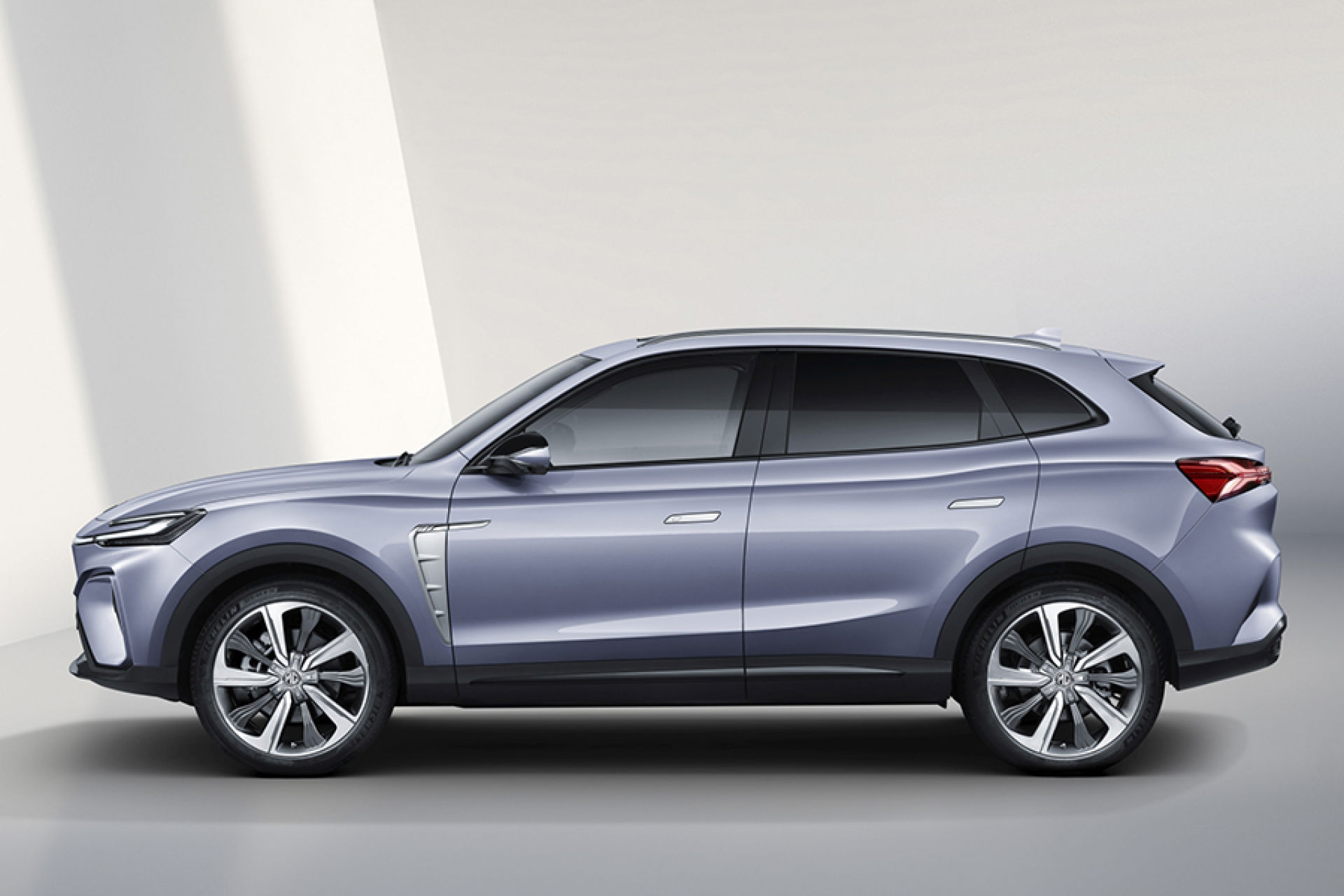 Marvel R EV - фото 2