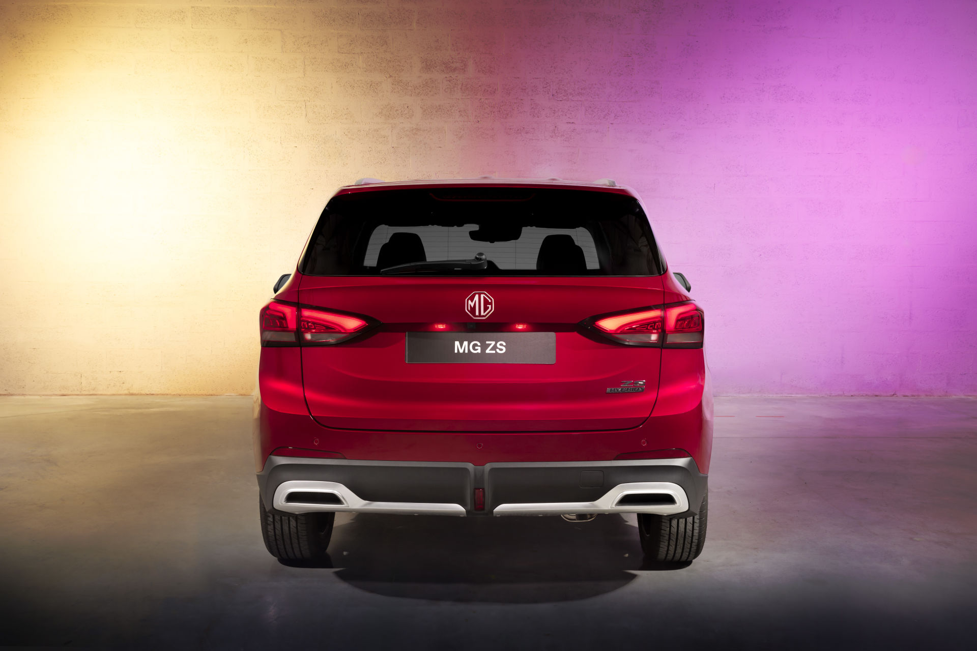 new MG ZS - фото